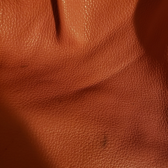 Marc Jacobs Marc Classic Q Hillier Hobo Wild Raspberry Coral color Leather Bag - Picture 5 of 7